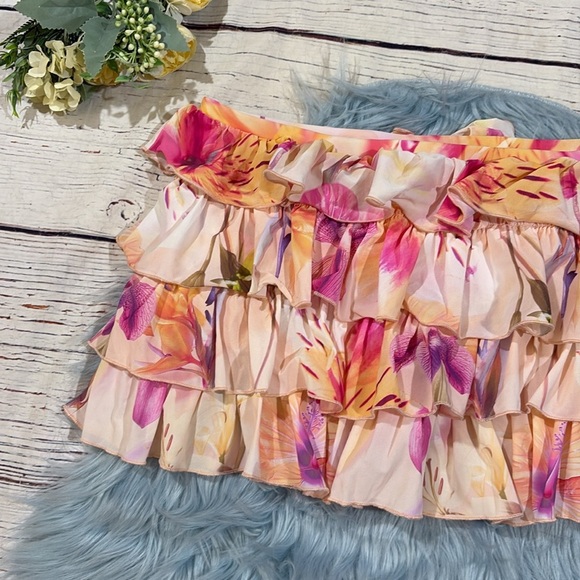 NWT Urban Outfitters Out From Under Cammy Ruffle Trim Micro Skort - Picture 6 of 11